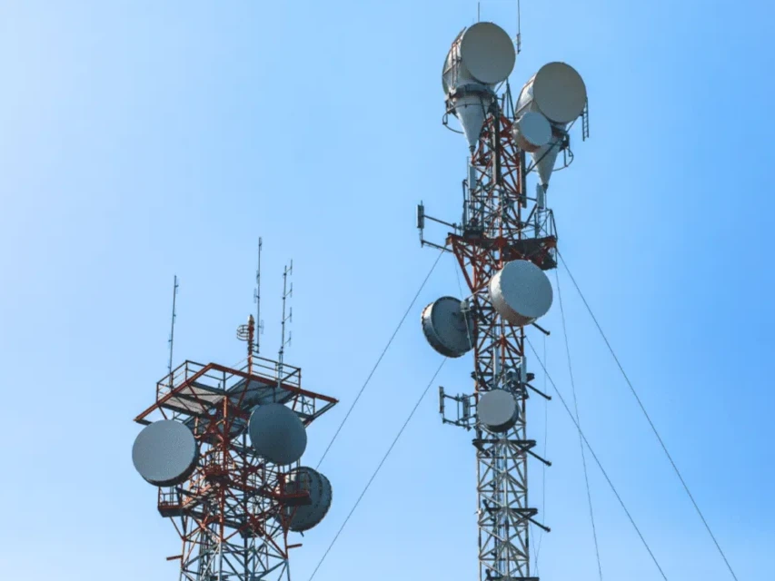 Najlepsze praktyki w zakresie okablowania centrów danych:-przegląd na koniec roku